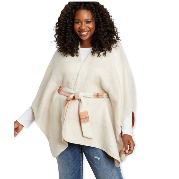 Reversible Flannel Tie Waist Ruana - One Size - Picture 2 of 3